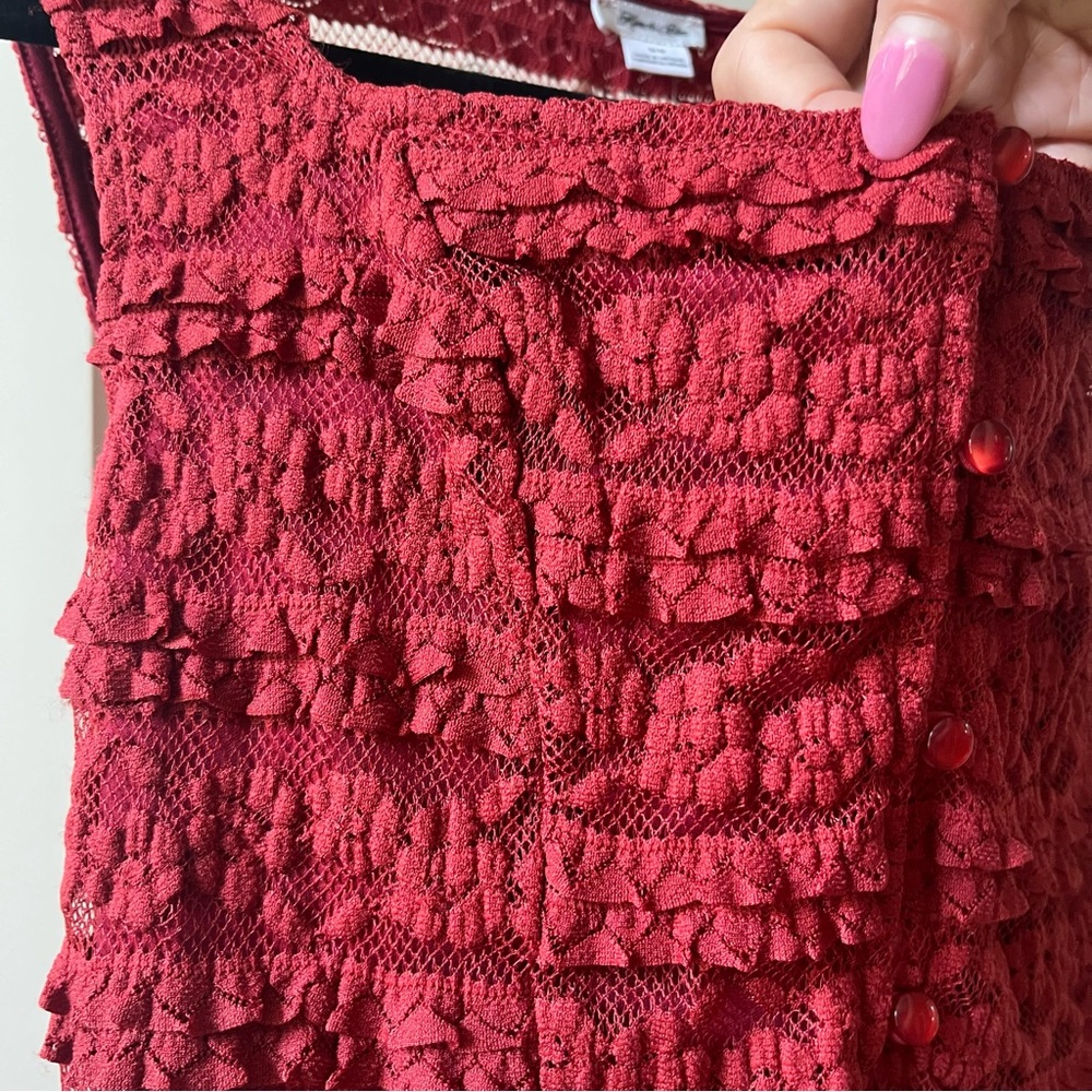 NWT Urban Outfitters Kimchi Blue Amara Ruffle Lace Button-Front Tank Top in Red - Picture 6 of 8